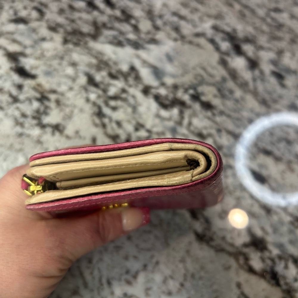 Prada Fuchsia Leather Wallet with Gold Logo - Picture 10 of 16